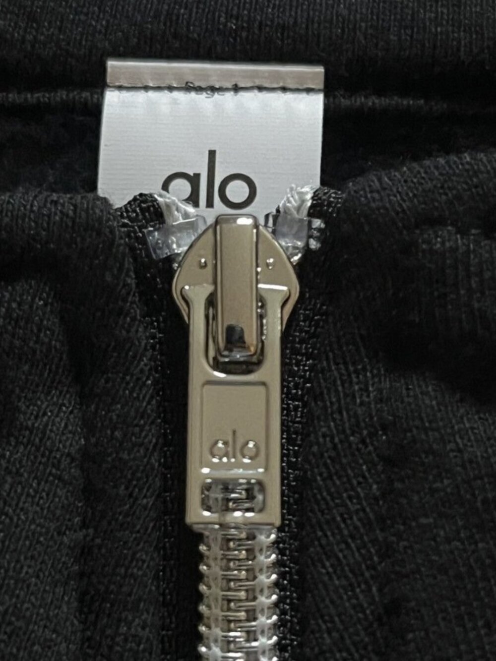Alo Yoga Accolade Quarter Zip Pullover - Black NWT Size L - Picture 4 of 5